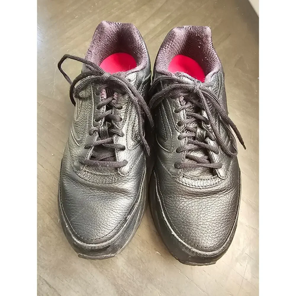 Brooks shoes womens